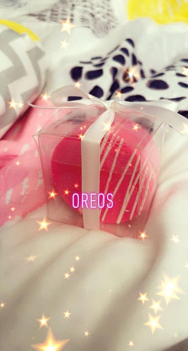 Chocolate Dipped Oreos